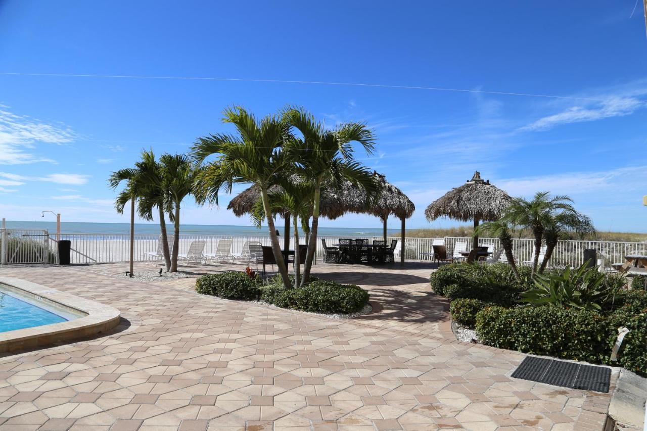 301 Sandy Shores Condos St. Pete Beach Exterior foto
