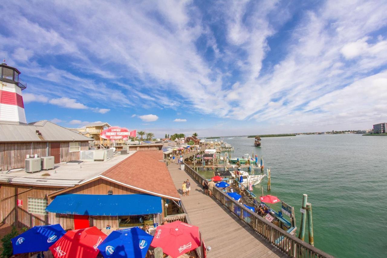 301 Sandy Shores Condos St. Pete Beach Exterior foto
